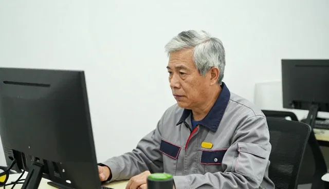 电商代运营中稳定货源如何支撑产品性能表现